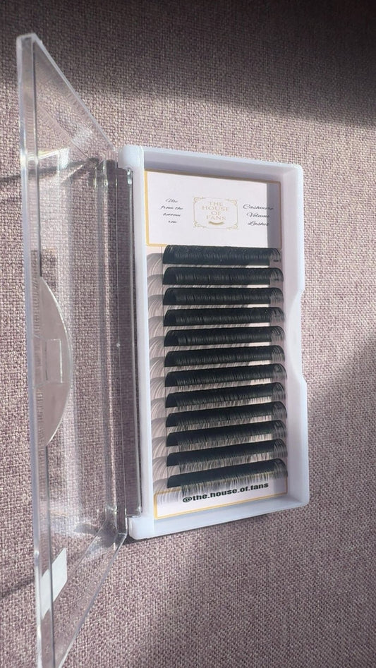Cashmere Lash Tray DD
