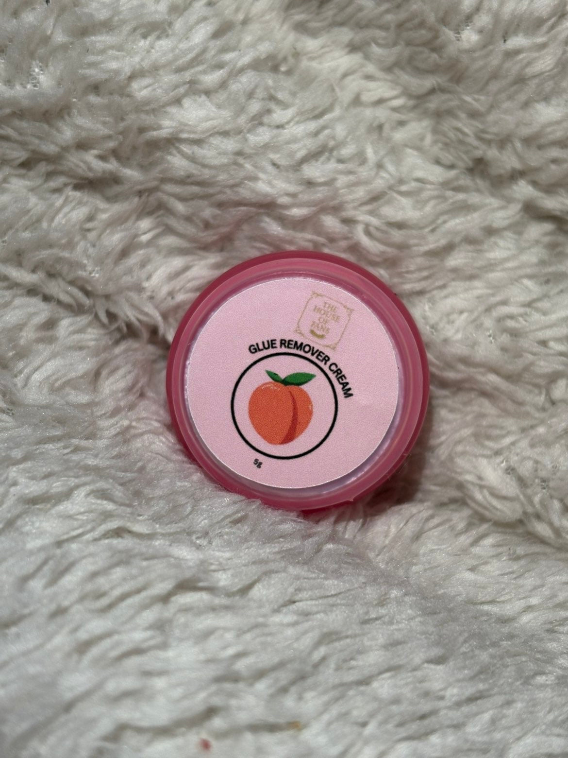 Peach lash cream remover